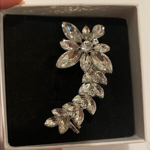 Elegant Silver Floral Crystal ear cuff